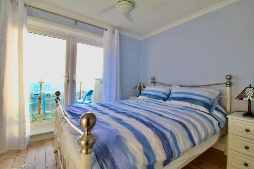 Serenity "Your Calm Seafront Retreat" By Air Premier Seaford Exterior photo